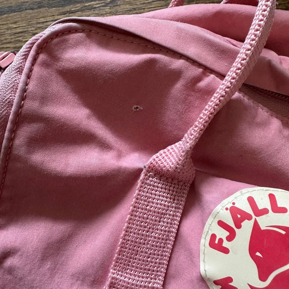Fjallraven Kanken Backpack OS Pink Women Classic Outdoor School Gorpcore Bag